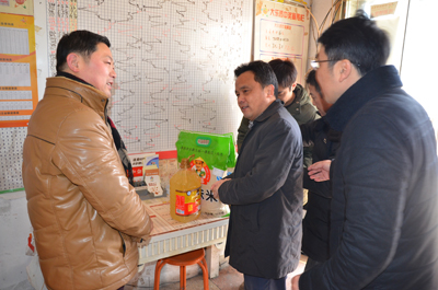 1454486241624786.jpg 公益体彩 爱心暖冬 盐城体彩开展慰问活动.jpg