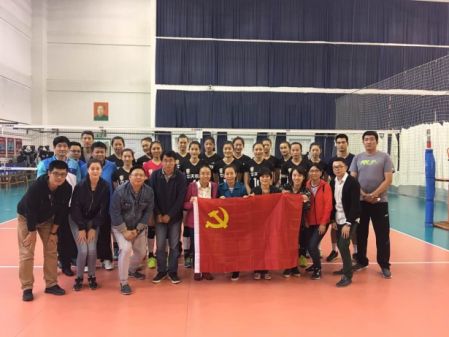 学习女排精神 体彩人走进江苏女排2.jpg