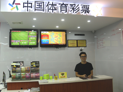 杨晨2.jpg