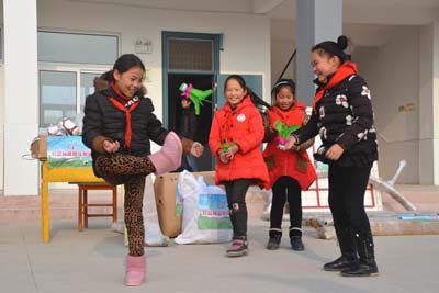 公益体彩 快乐操场.jpg