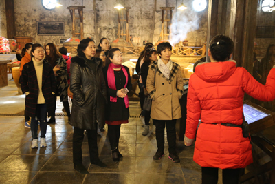 1489048022847458.jpg 1、庆“三八妇女节” 镇江体育局及其下属单位市体彩中心参观醋文化博物馆照片.jpg