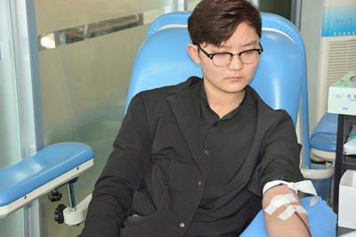 奉献爱心 传递温暖 苏州体彩的“雷锋”们在行动……3.jpg