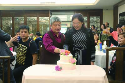 1526525279181642.jpg 南京体彩开展2018年度母亲节主题活动2.jpg