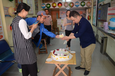 1529391159526444.jpg 盐城体彩开展“616江苏彩民节”活动01.jpg