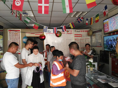 1529571061110455.jpg 宿迁购彩者彩民节喜中大奖2.jpg