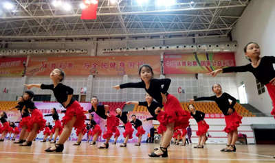 2018连云港市全民健身日活动暨市首届全民健身运动会（农民部）比赛 火爆开场3.jpg