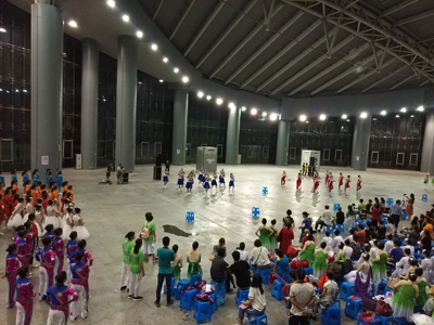 1534832930521665.jpg 4、舞出精彩 镇江体彩助力“我要上省运”广场舞决赛 照片.jpg