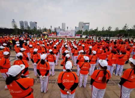 1557909194443069.jpg 体彩公益金助力2019连云港市第五届风筝节成功举办2_副本.jpg