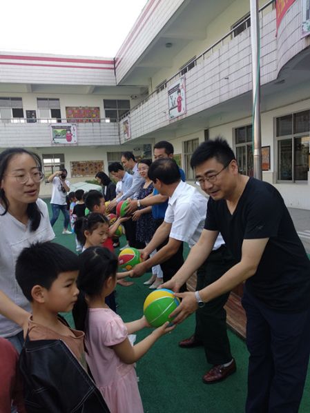 1559630731373016.jpg 丹阳体彩爱心助学2_副本.jpg