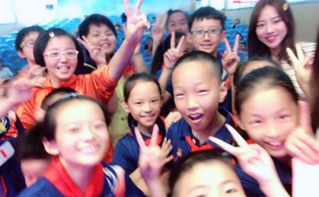 1560220182266284.jpg “共沐书香,快乐成长”无锡体彩走进无锡市特殊教育学校 (5)_副本.jpg