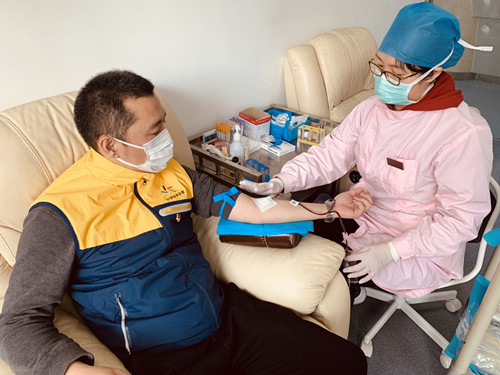 1585014480905596.jpg 无锡体彩党员踊献血 崇德乐善先锋行 (2)_副本.jpg