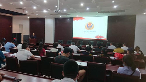 1596790247356038.jpg 宿迁体彩开展夏季送清凉活动1_副本.jpg