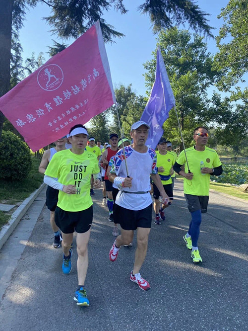 1599096251192667.jpg “江苏体彩公益行—体育启蒙公益训练营”开营啦! (4)_副本.jpg