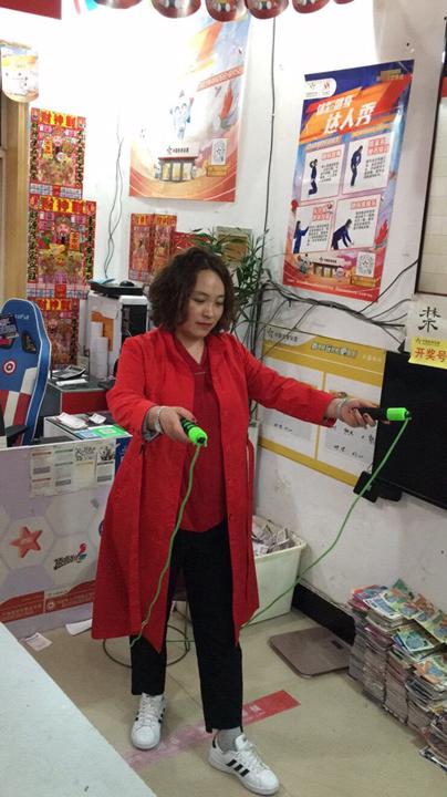 传递健身正能量 连云港“体彩健身达人秀”活动火热进行1_副本.jpg 传递健身正能量 连云港“体彩健身达人秀”活动火热进行1_副本.jpg