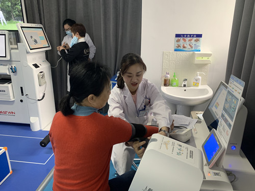 发挥党建基石引领作用  实推进责任彩票工作 (1)_副本.jpg