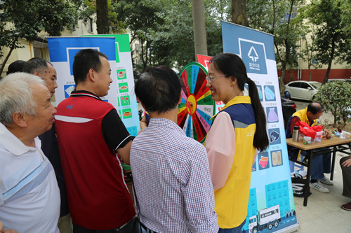 志愿服务显担当 (1)_副本.jpg 志愿服务显担当 (1)_副本.jpg