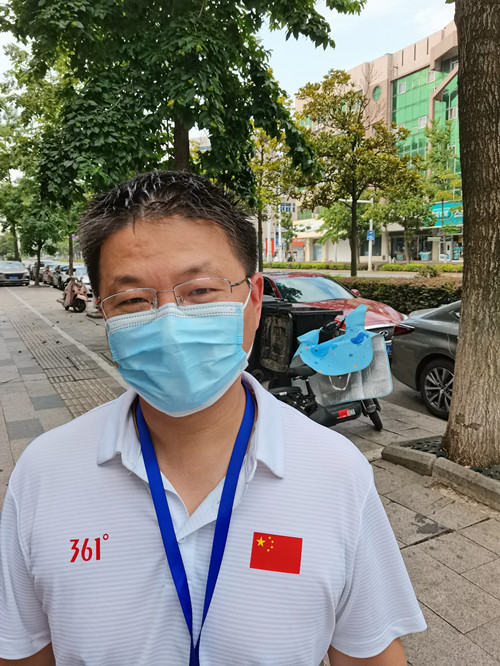 汗水为你而流 我爱你扬州-扬州体彩抗疫到底 (2)_副本.jpg