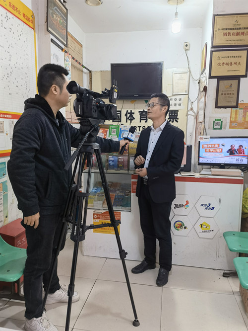 千万级体彩大奖再降苏州常熟 辛庄购彩者收获1284万元2_副本.jpg 千万级体彩大奖再降苏州常熟 辛庄购彩者收获1284万元2_副本.jpg