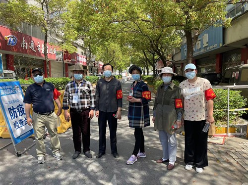 齐心抗疫 南通体彩在行动——市体彩中心职工积极参与疫情防控志愿服务5_副本.jpg