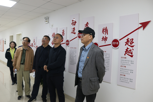 市级机关工委领导调研南京体彩党建工作_副本.jpg 市级机关工委领导调研南京体彩党建工作_副本.jpg