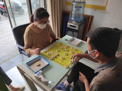 “好运‘弈棋’来”连云港赛区棋王争霸赛开战棋王花落谁家? (3)_副本.jpg