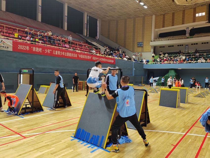 体彩公益金助力 2022年“奔跑吧-少年”南通市少儿体适能暨快乐体操锦标赛圆满落幕3.jpg