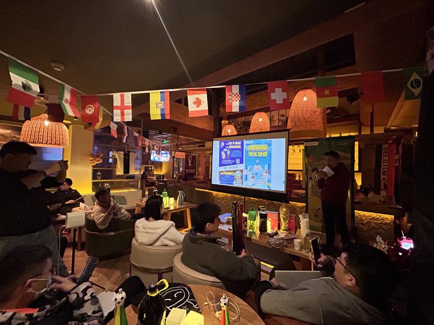 “拉伊卜”邂逅“乐小星”——南京体彩线下球迷嘉年华活动再燃激情2.jpg “拉伊卜”邂逅“乐小星”——南京体彩线下球迷嘉年华活动再燃激情2.jpg