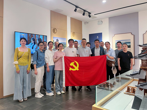 无锡市体彩中心党支部开展“品东坡风骨 铸清廉之魂”主题党日活动_副本.jpg