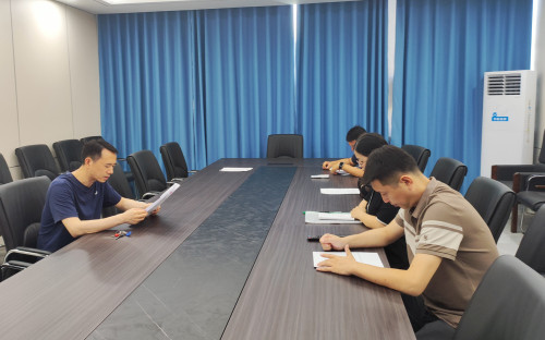 规范党徽党旗使用 以党建引领连云港体彩事业高质量发展_副本.jpg