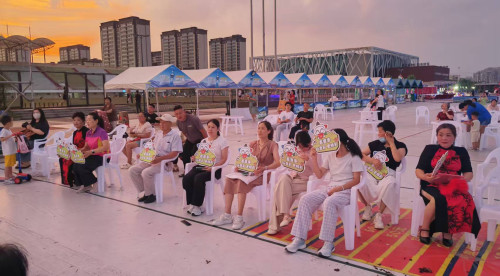 苏超巅峰对决 连云港赣榆体彩引爆球迷狂欢夜 (3)_副本.jpg