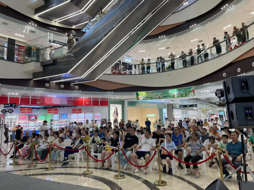 苏超焦点战燃情连云港灌南 见证绿茵对决与公益力量  (4)_副本.jpg