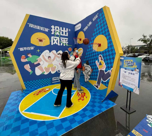 公益脚步连接绿茵赛场 淮安体彩“迈开步 动出彩”嘉年华活动燃动淮安漕运门 (4)_副本.jpg