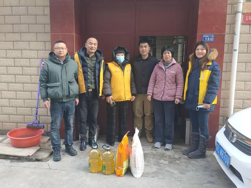 照片2.jpg 照片2.jpg