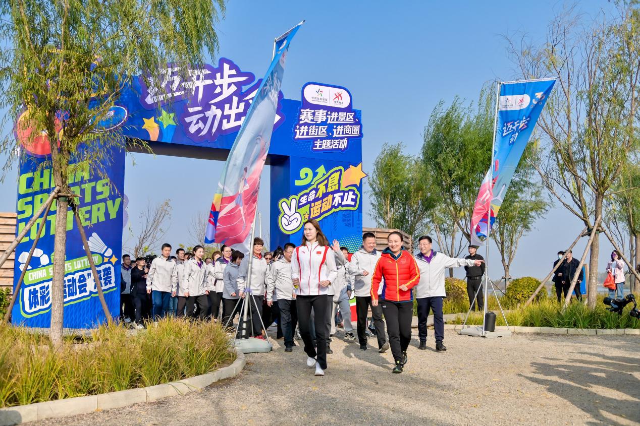 5c7e8fee085e9ea9151b0a08e279184d 3