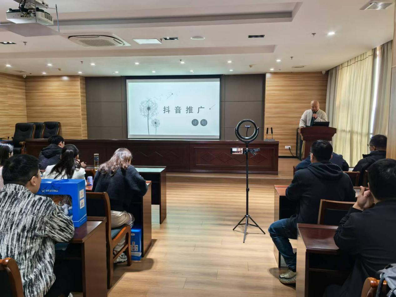 300b6103f080ee9b7da7668e40a4b77