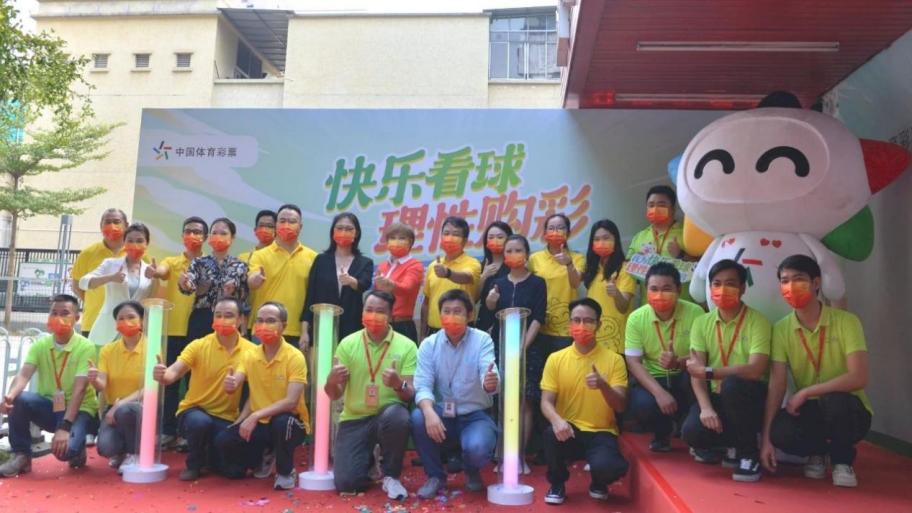 757e7128f5a1e3a25155d01043d6e445