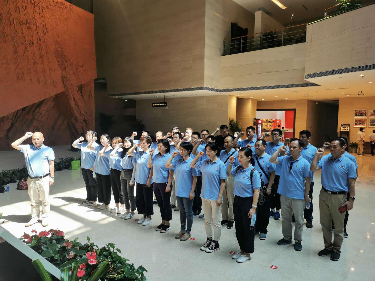 5e0374c65dee8fb4671a57fdfed63d9