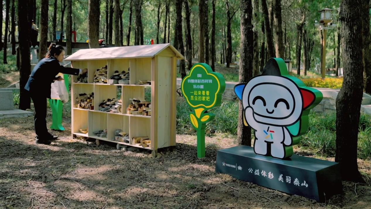 体彩-羽翼下的目光B拷0509.mp4_15591