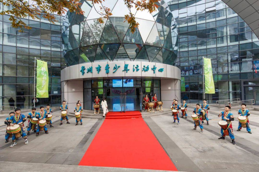 fe4ebe8df64cf48cfcf5044474f95d0