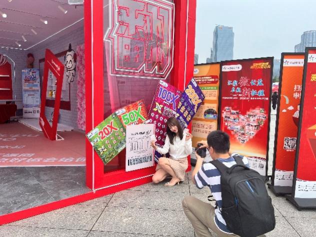 C:\Users\lenovo\AppData\Local\Temp\WeChat Files\edb5820cde2eb86de4d721af272f167.jpg