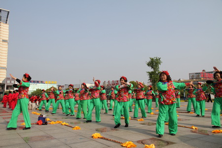 扬州邗江开展体育彩票公益推广行动 传递正能量 (1).jpg