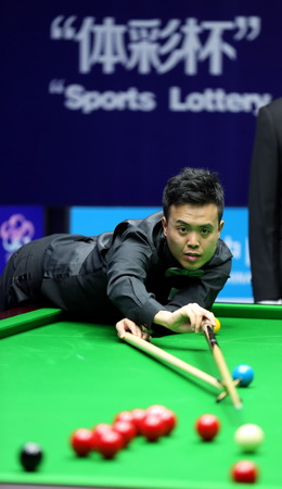 ”体彩杯“2013世界斯诺克无锡精英赛开幕2.jpg