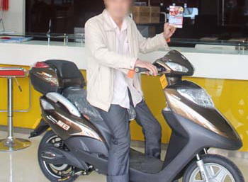 刮NBA主题票惊喜不断 江阴一天送出2辆电动车1.jpg