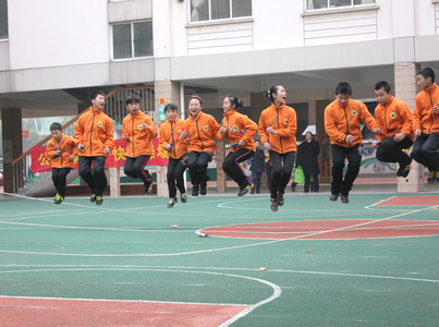 绳舞飞扬 南京体彩快乐操场活动走进山西路小学 (4).jpg